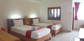 J2 Hotel