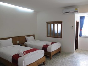J2 Hotel
