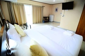 Laksasuk House