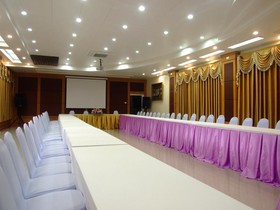 Queen Palace Hotel