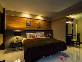 Baan Sanarnkhun
