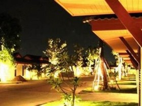 Bangrak Resort