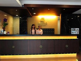 Bonito Chinos Hotel