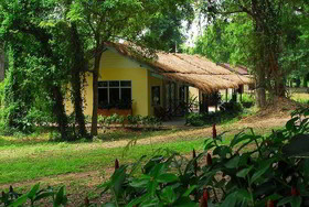 Country Lake Nature Lodge