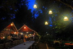 Country Lake Nature Lodge