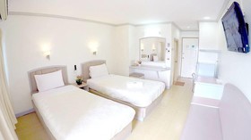P. A. Place Hotel