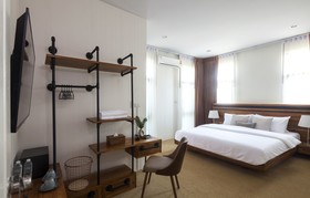 Nan Garden House
