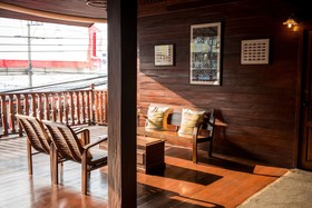 Pukha Nanfa Hotel
