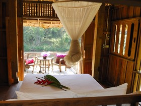 Hotel Baan Nam Pai Retreat House