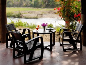 Hotel Baan Nam Pai Retreat House