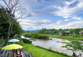 Hotel Des Artists Rose of Pai