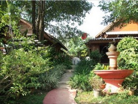 Khum Panta Hotel