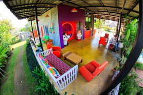Kirina Retro House