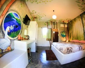 Kirina Retro House