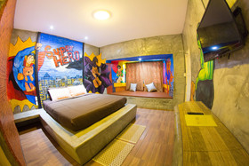 Kirina Retro House