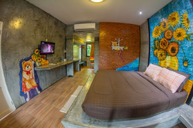 Kirina Retro House