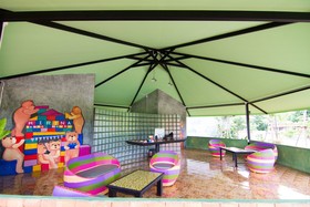 Kirina Retro House
