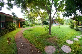 Kirina Retro House