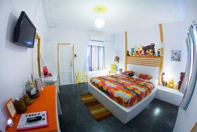 Kirina Retro House