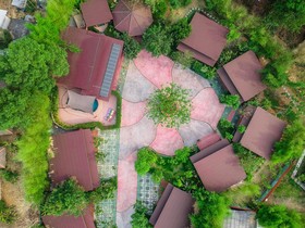 Kirina Retro House