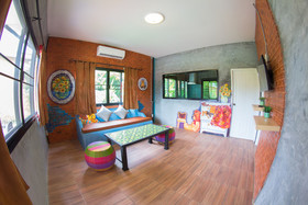 Kirina Retro House