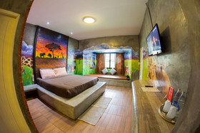 Kirina Retro House