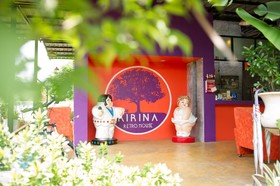 Kirina Retro House