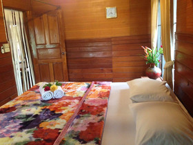 Montri Garden House