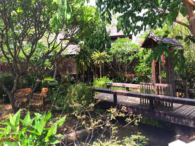 Montri Garden House