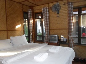 Pai River Villa