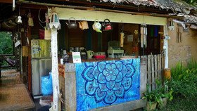 Pho Rak Nah Pai Hotel