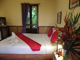PuraVida Pai Resort
