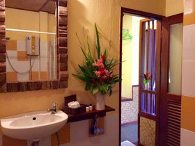 PuraVida Pai Resort