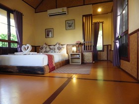 PuraVida Pai Resort