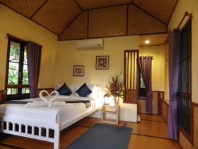 PuraVida Pai Resort