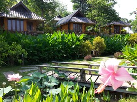 PuraVida Pai Resort