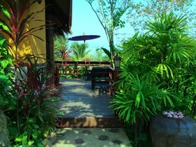 PuraVida Pai Resort