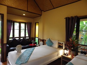 PuraVida Pai Resort