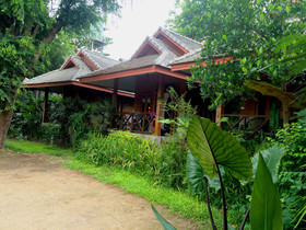 Sawasdeepai River Resort