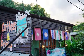 Sawasdeepai River Resort