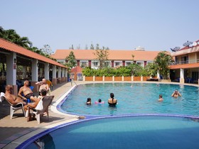 Homeland Resort