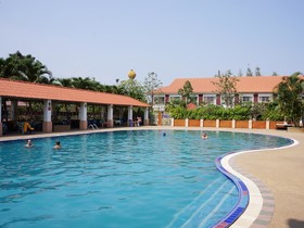 Homeland Resort