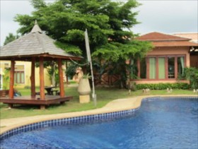 Maethaneedol Khao kor Resort