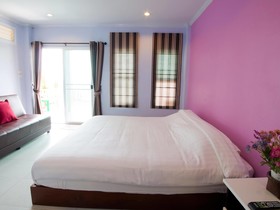 Mhork Buri Resort