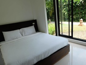 Picha Waree Resort