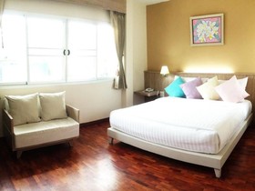 Orchid Place Hotel