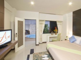 Ayara Grand Palace