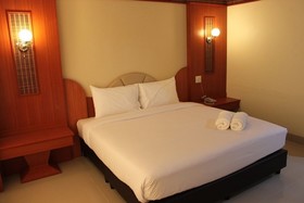 Poonsook Residence Hotel