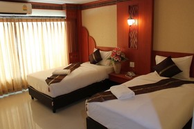 Poonsook Residence Hotel