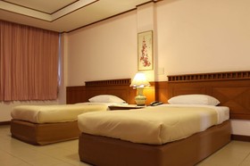 Rattana Park Hotel